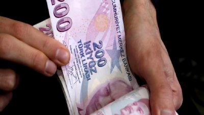 TCMB'nin faiz indirimi, piyasalarda dalgalanmalara yol açtı. Bu makalede, faiz