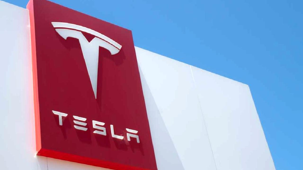 Tesla'nın piyasa değeri ve Elon Musk'ın serveti üzerine derinlemesine bir