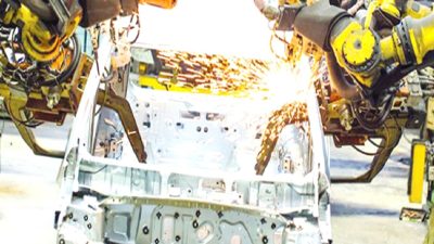 Türkiye otomotiv sektörünün 2024 verilerini keşfedin. Üretim, ihracat ve pazar