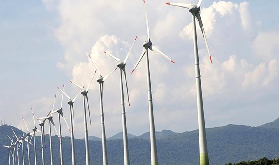 Türkiye'de yenilenebilir enerji yatırımları, sürdürülebilir kalkınmanın anahtarıdır. Bu içerikte, ülkemizin