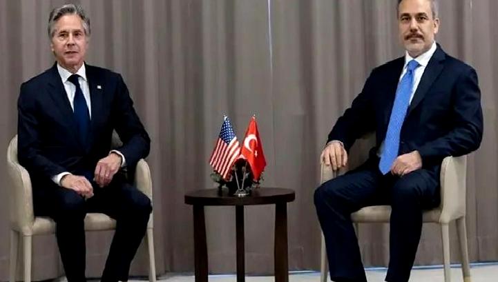 Türkiye'nin Suriye politikası, uluslararası destekle şekillenen dinamik bir yapıya sahiptir.