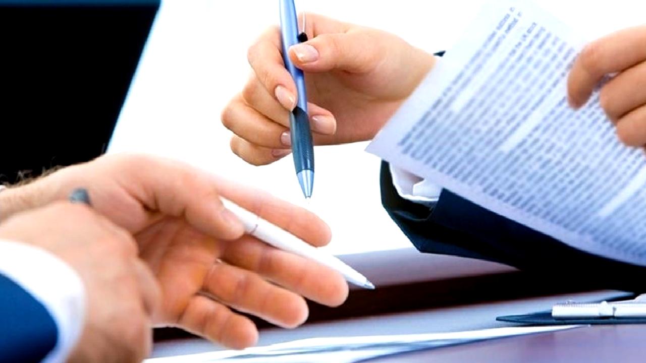 2023 yılında Türkiye'ye gelen doğrudan yatırımların detaylarını keşfedin. Yatırım trendleri,