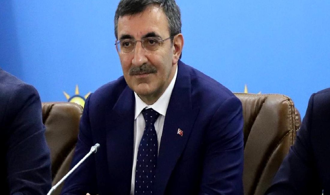 Türkmedya Finans Zirvesi’nde Enflasyon ve Cari Açık Üzerine Açıklamalar Türkmedya Finans Zirvesi'nde enflasyon ve cari açık konularında yapılan çarpıcı