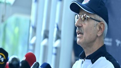 Türksat 6A'nın yörünge geçişi, Türkiye'nin uzay alanındaki yenilikçi adımlarını simgeliyor.