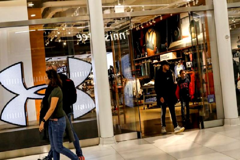 Under Armour hisse fiyatındaki düşüş, şirketin stratejik yeniden yapılanma adımları