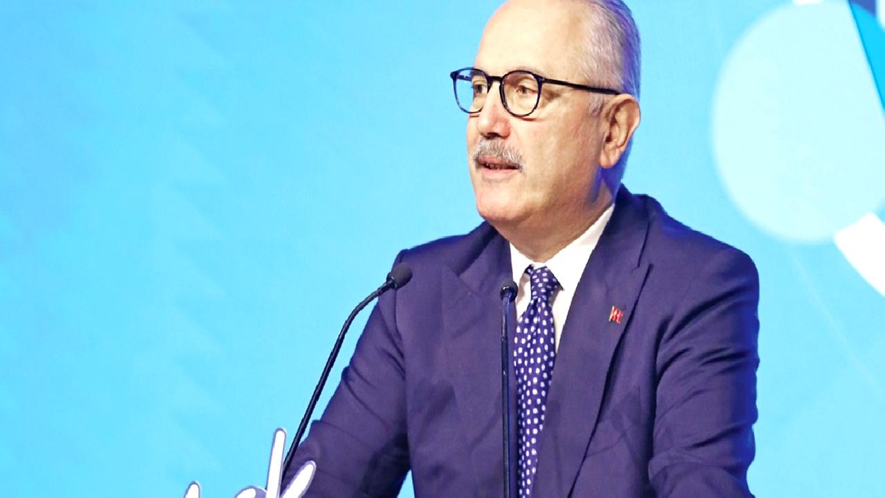 VakıfBank Genel Müdürü Abdi Serdar Üstünsalih, 2024 yılına dair ekonomi