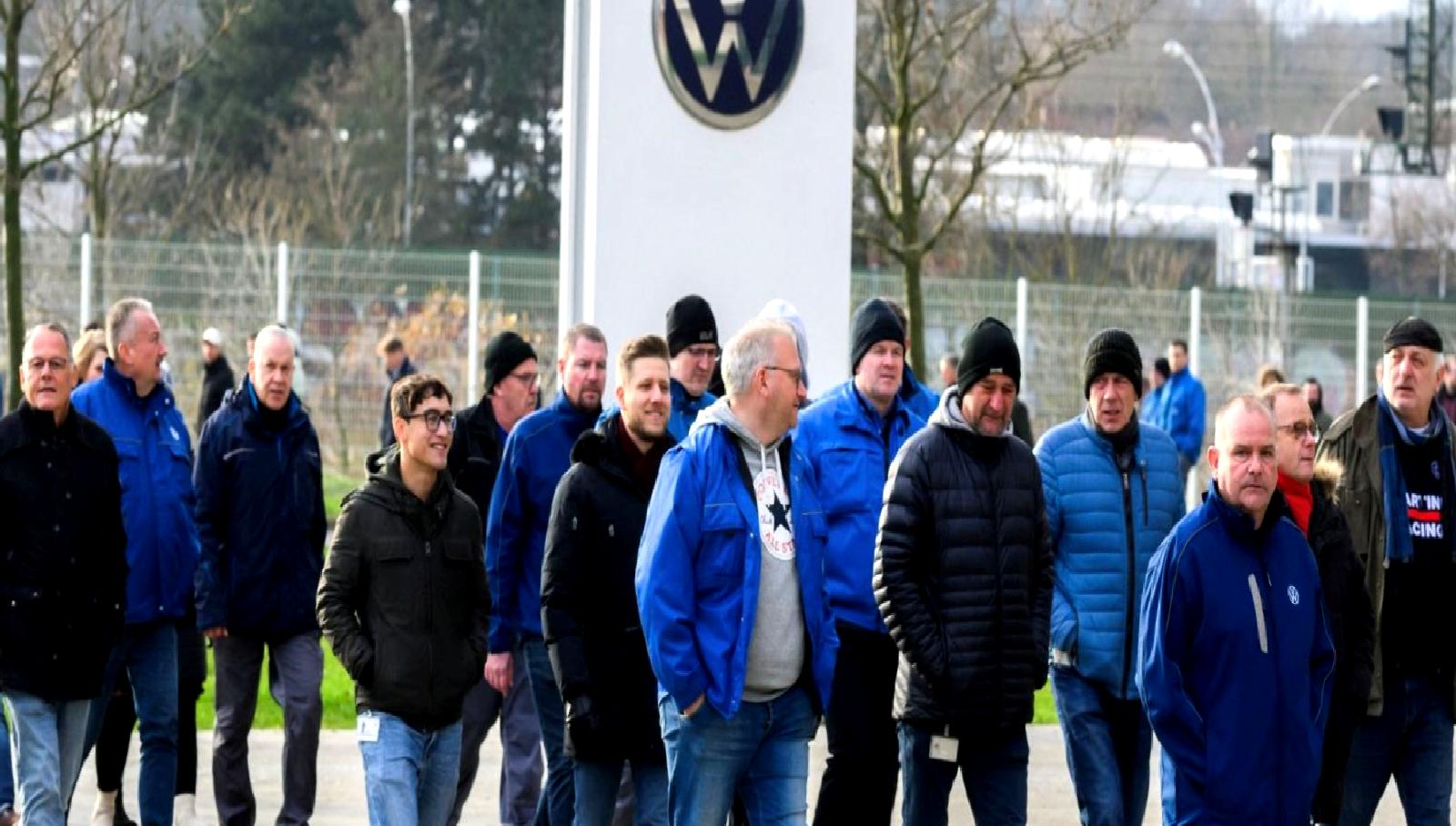 Volkswagen ve IG Metall arasında süregelen grev gelişmeleri, işçi hakları,