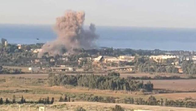 Yemen’deki Husiler’den İsrail’e Füze Tehdidi Yemen'deki Husiler, İsrail'e yönelik füze tehdidiyle uluslararası gerilimi artırıyor. Bu