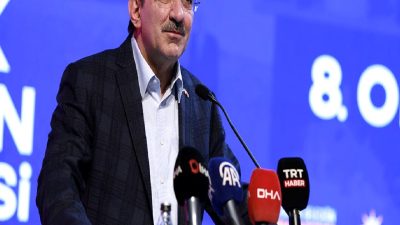 Yılmaz, AK Parti Mamak Kongresi'nde yaptığı konuşmada ekonomiye ve yeni