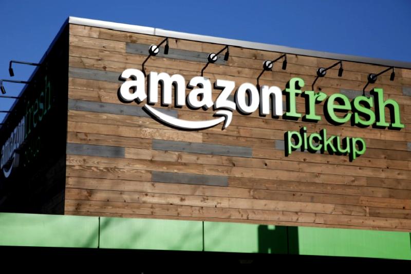 Amazon, 401(k) fonlarının kötüye kullanımı iddialarıyla karşı karşıya. Şirket, çalışanlarının