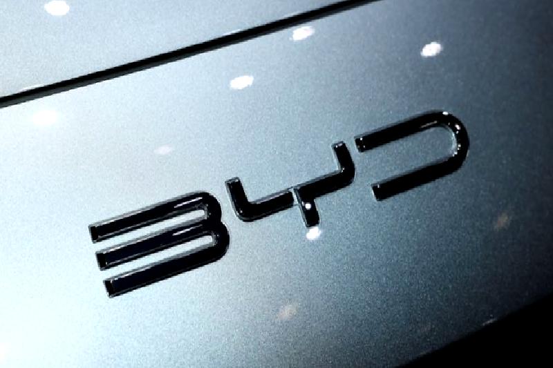 BYD'nin 2024 hedefleri ve Tesla ile rekabet stratejileri üzerine derinlemesine