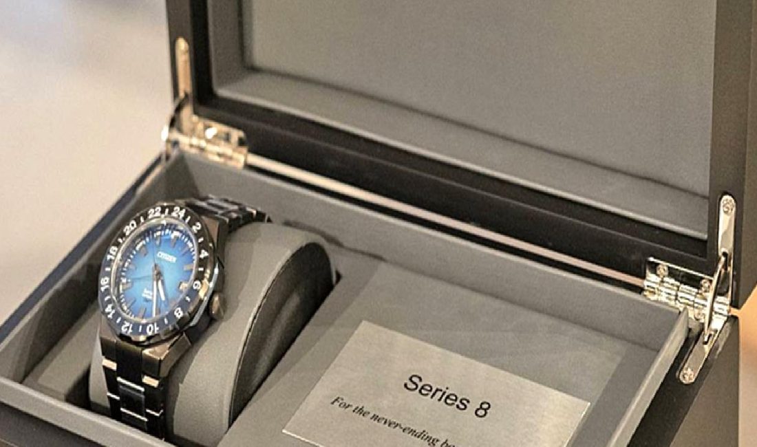 Citizen’in 100. Yılı: Zamanın Akışı Sergisi ve Tasarım Felsefesi Citizen'in 100. yılı anısına düzenlenen "Zamanın Akışı" sergisi, zamanın ve