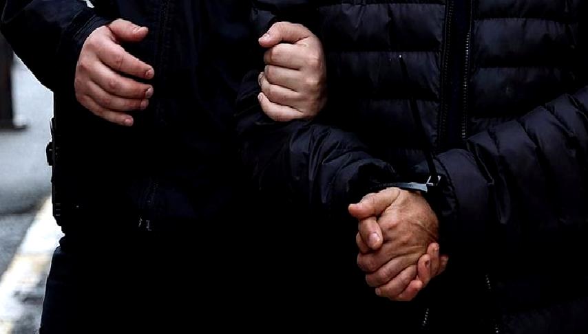 Denizli'de meydana gelen bıçaklı saldırıda, yabancı uyruklu bir şahıs yaralandı.