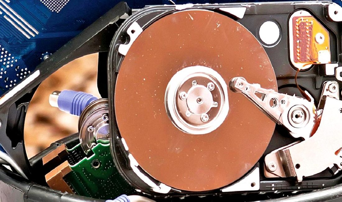 Elektronik atıkların geri dönüşümü, çevreyi korumanın yanı sıra değerli metalleri