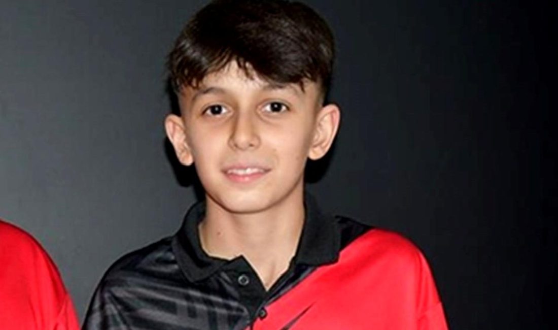 Görkem Öçal, masa tenisi alanında tarihi bir başarıya imza attı.