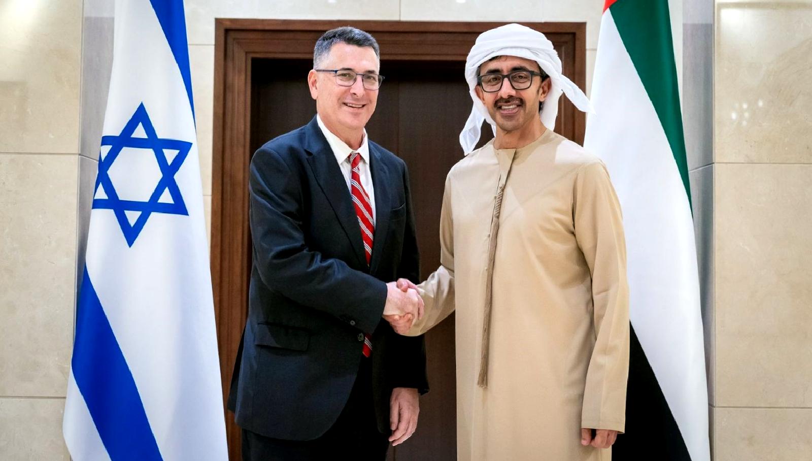 İsrail Dışişleri Bakanı Saar, Birleşik Arap Emirlikleri'ni ziyaret ederek iki