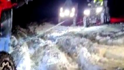 Kahramanmaraş'ta mahsur kalan vatandaşların kurtarılması için yapılan çalışmalar tüm hızıyla