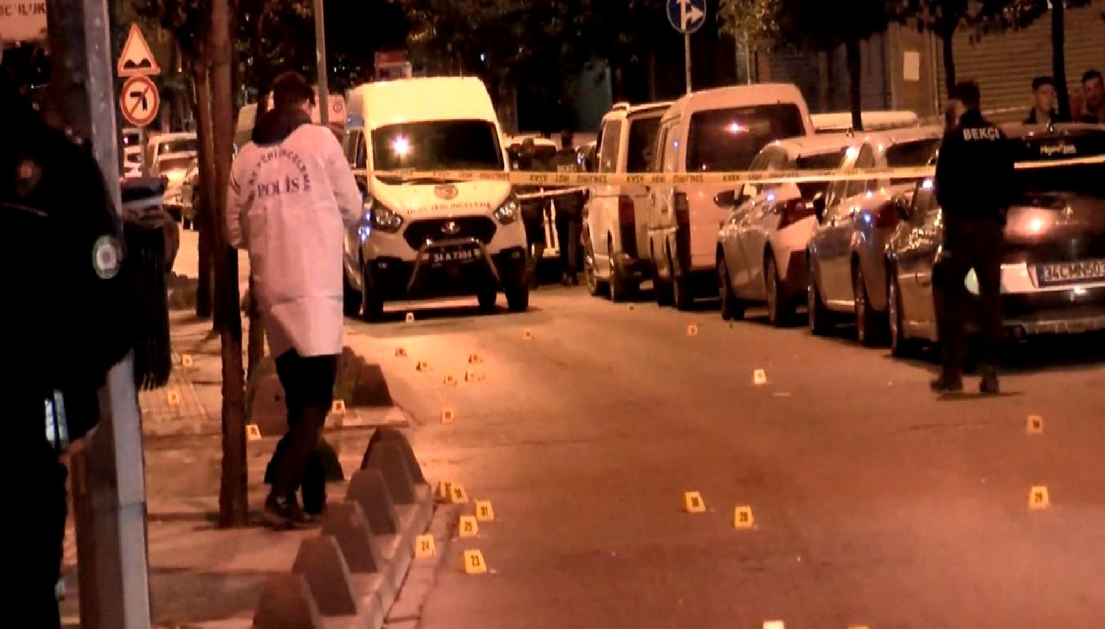 Kemalpaşa Mahallesi'nde meydana gelen silahlı saldırıda iki kişi yaralandı. Olayın