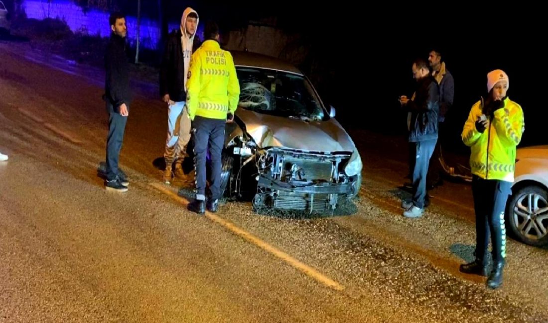 Kemalpaşa’da Kontrolden Çıkan Araç Kaza Yaptı Kemalpaşa'da kontrolden çıkan bir araç, kaza yaparak büyük bir paniğe