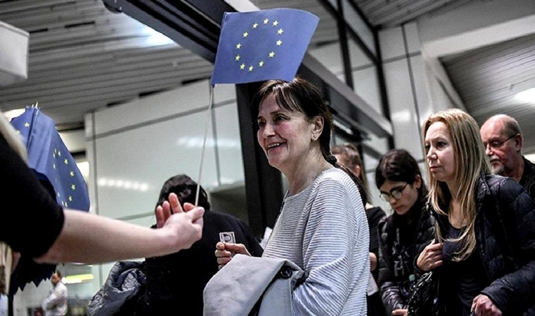 Romanya ve Bulgaristan Şengen Bölgesine Katıldı Romanya ve Bulgaristan, Şengen Bölgesi'ne katılarak Avrupa'da seyahati daha da