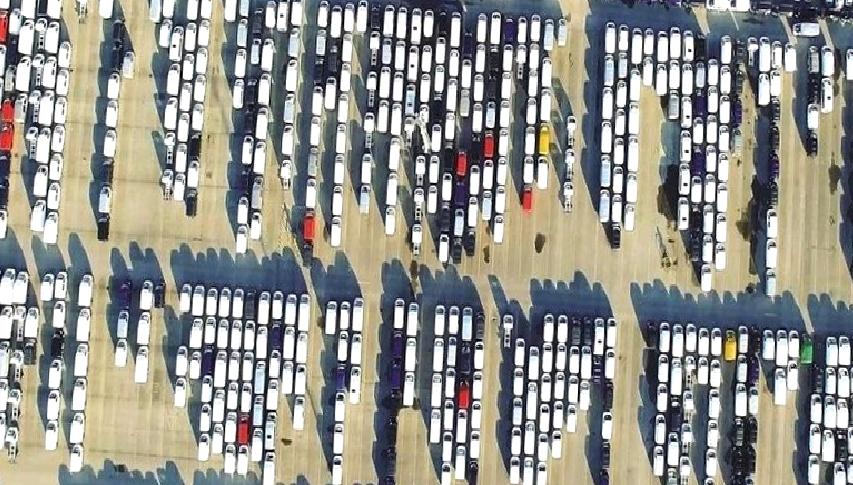 Türkiye'de benzinli ve hibrit otomobiller için uygulanan yüzde 50 ek