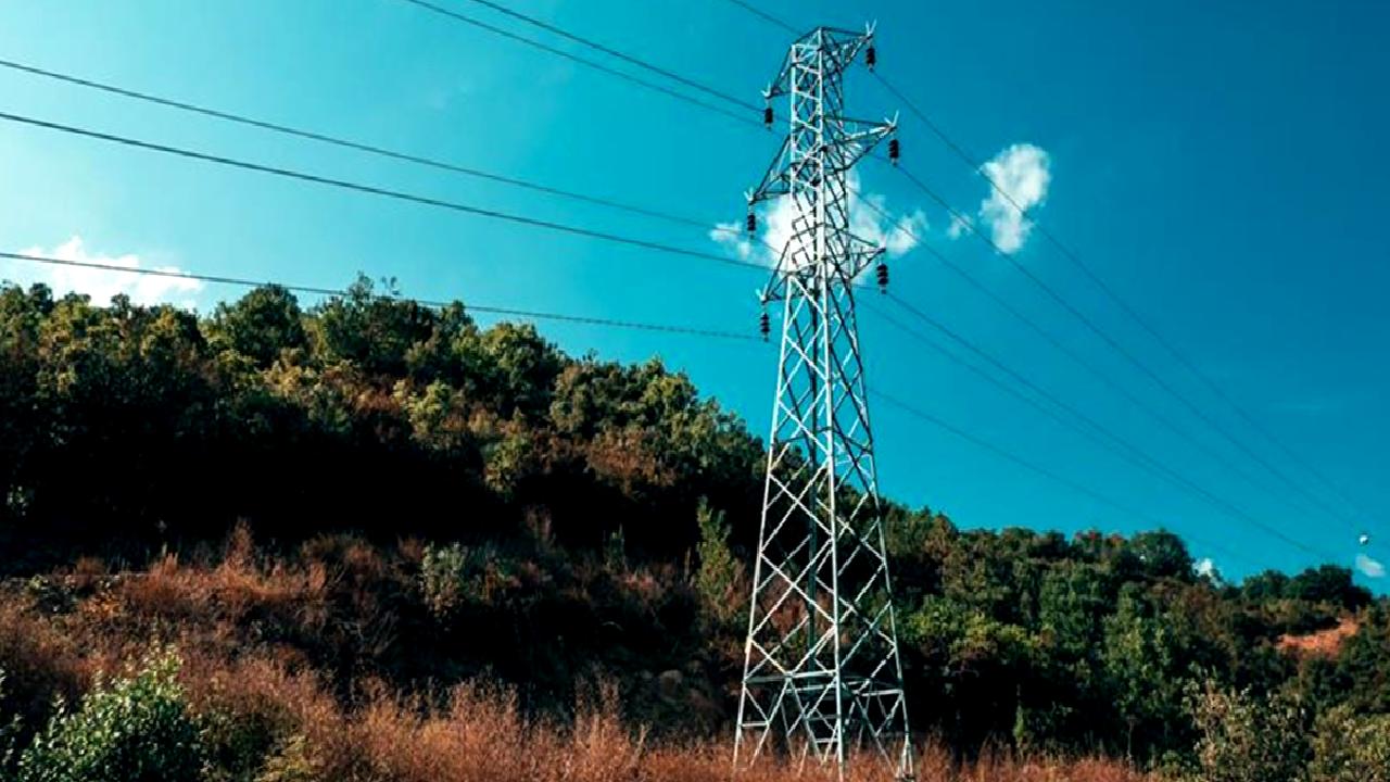 Türkiye'nin elektrik üretim ve tüketim verileri, enerji kaynaklarının dağılımı, yenilenebilir