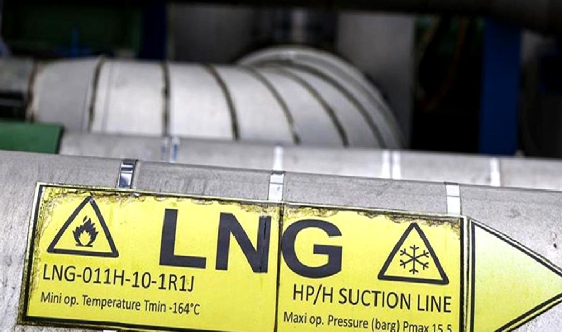 Türkiye'ye gelen LNG gemisi, enerji güvenliğini artırmak ve kaynak çeşitliliğini