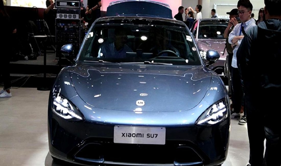 Xiaomi’nin Otomotiv Dünyasına Girişi: SU7 ile Rekor Satışlar Xiaomi'nin otomotiv dünyasına adım attığı SU7 modeli, yenilikçi tasarımı ve