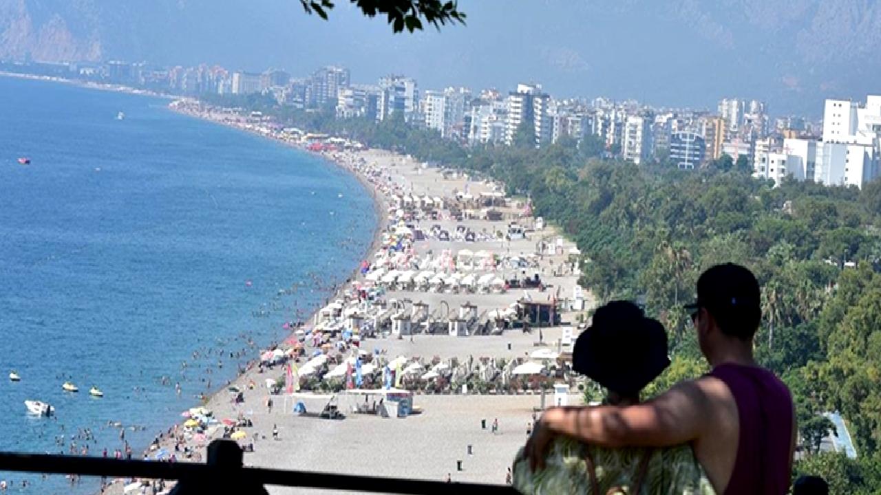 Yılbaşı tatil planlarınızı yaparken artan talebi göz önünde bulundurun. En