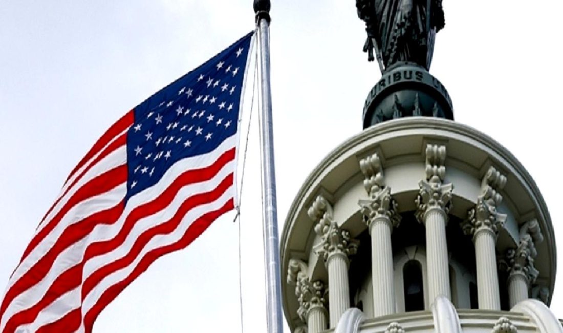 ABD'de kişisel gelir ve tüketim harcamaları verileri açıklandı. Ekonomik trendleri