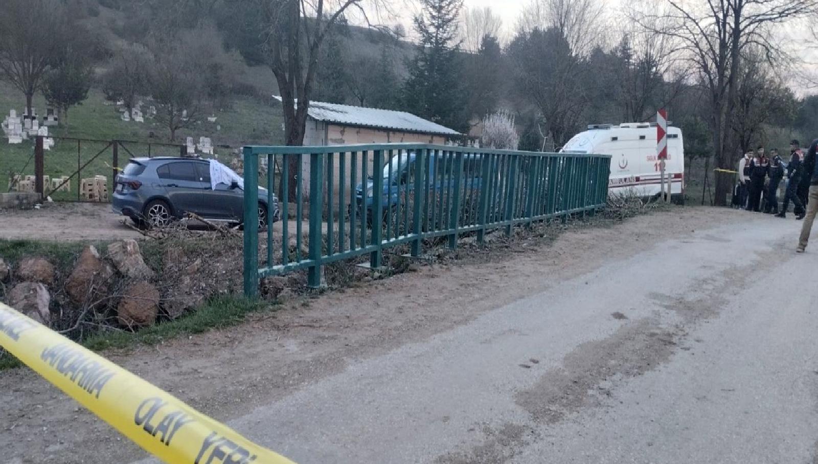 Çatakören Köyü mezarlığında gerçekleşen silahlı saldırıda Zeki Gündoğdu hayatını kaybetti.