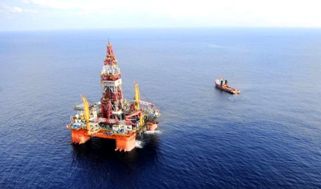 Çin’de Yeni Petrol Rezervi Keşfi Çin'de yapılan yeni petrol rezervi keşfi, enerji sektöründe devrim yaratacak.