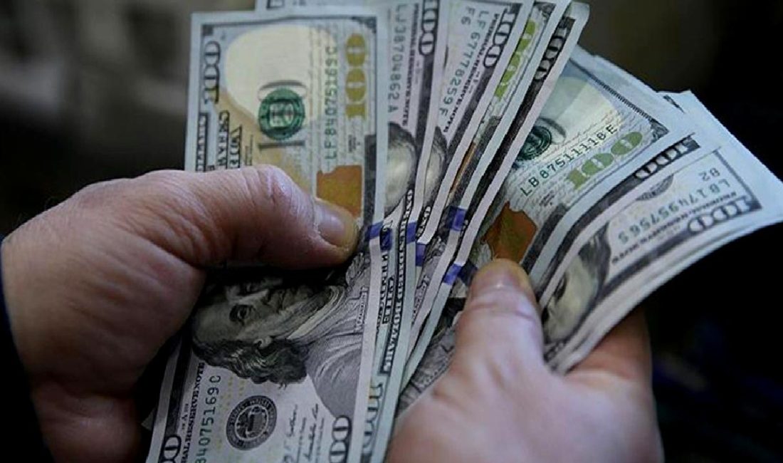 Döviz kurlarındaki güncel durumu ve yatırımcıların beklentilerini keşfedin. Piyasalardaki dalgalanmaları