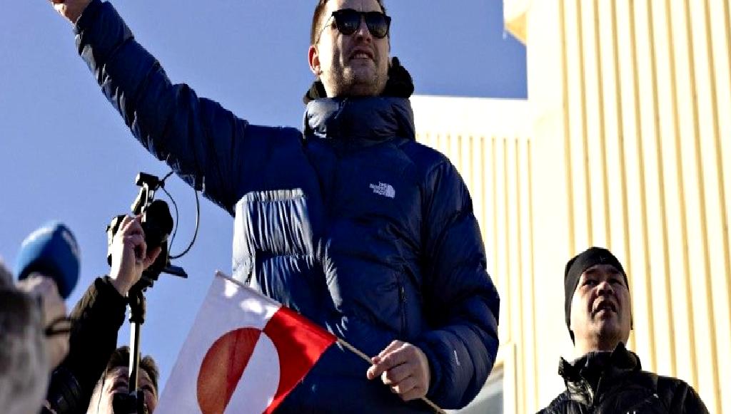 Grönland’ın Yeni Liderinden Trump’a Sert Yanıt Grönland'ın yeni lideri, Trump'ın açıklamalarına sert bir yanıt vererek uluslararası