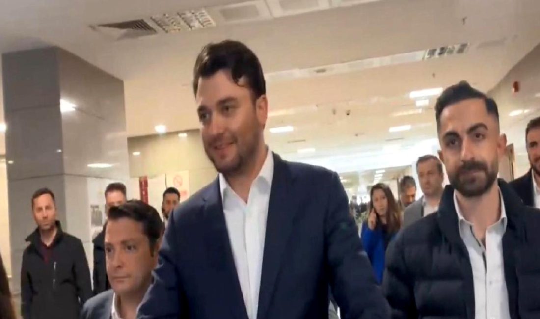 İmamoğlu’nun Avukatı Gözaltına Alındı İmamoğlu'nun avukatının gözaltına alınması, hukuk dünyasında büyük yankı uyandırdı. Olayın