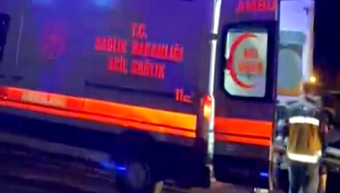 İslahiye'de meydana gelen trafik kazasında 4 kişi yaralandı. Olayla ilgili