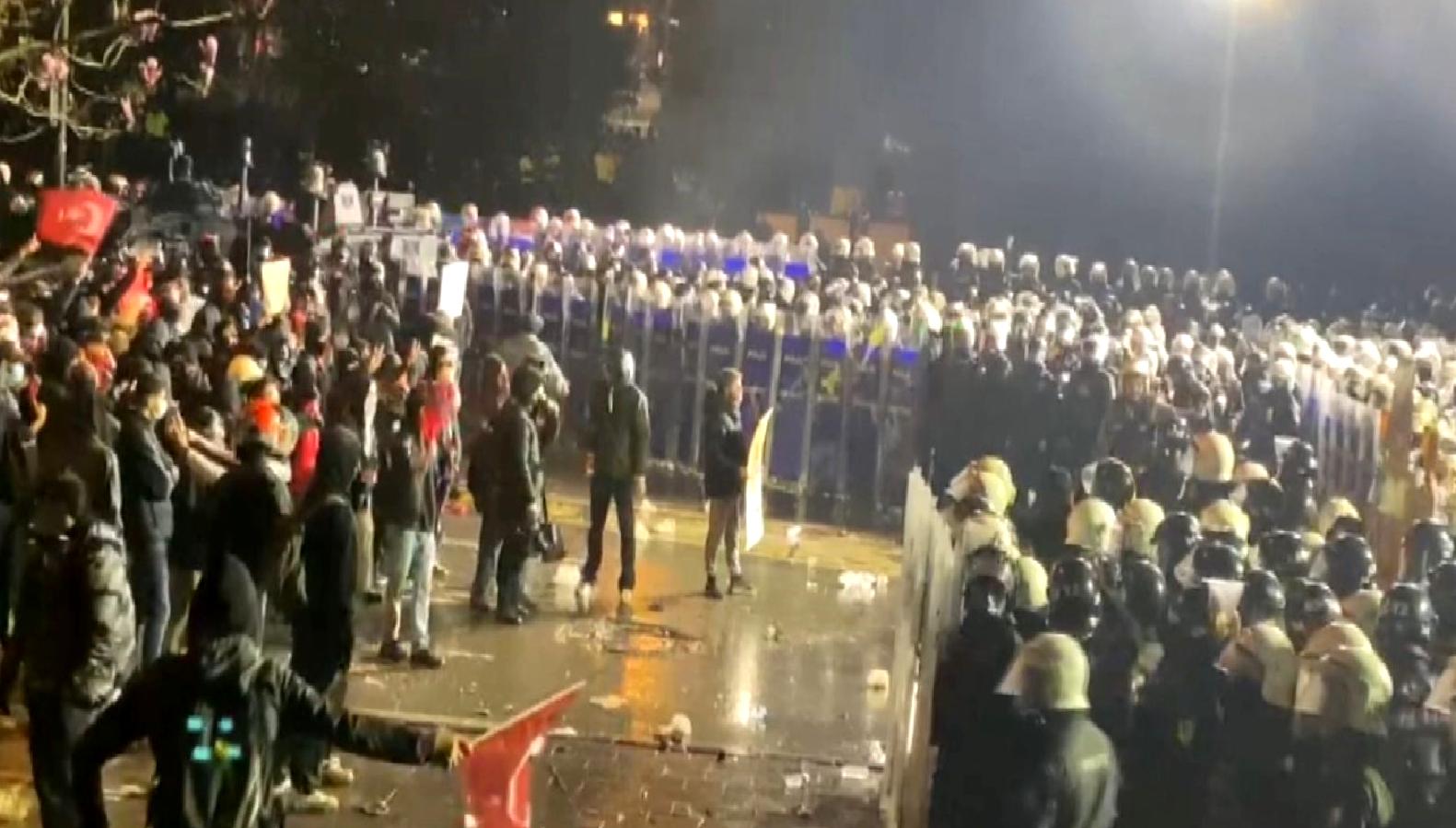 İstanbul'da gerçekleşen gözaltılar ve tutuklamalar hakkında detaylar. 134 şüpheli hakkında