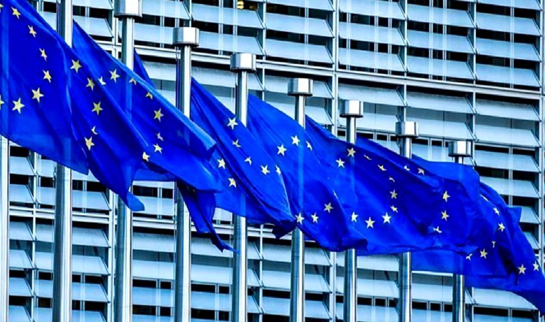 Küresel Piyasalarda Negatif Seyir ve Ticaret Savaşları Küresel piyasalardaki olumsuz gelişmeler ve ticaret savaşlarının etkileri üzerine derinlemesine