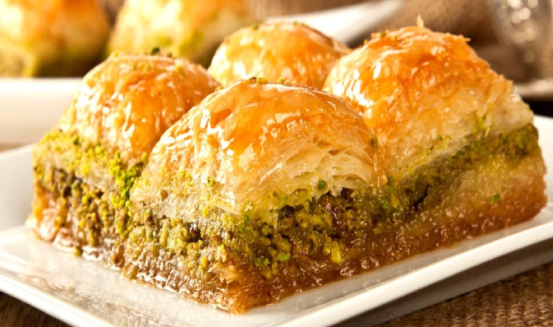 Sahte baklavayı anlamanın 7 önemli ipucunu keşfedin. Gerçek lezzeti ayırt