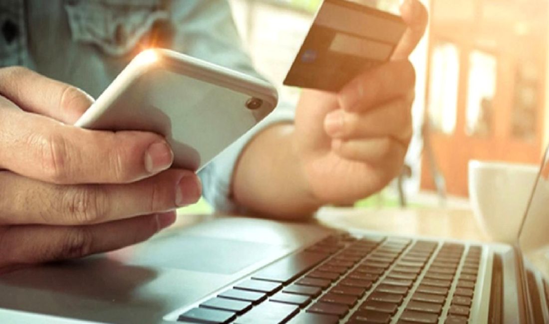 Ticaret Bakanlığı’ndan Yeni Yönetmelik ile İnternetten Alışverişte Güvenlik Artıyor Ticaret Bakanlığı'nın yeni yönetmeliği ile internetten alışverişte güvenlik önlemleri artıyor.