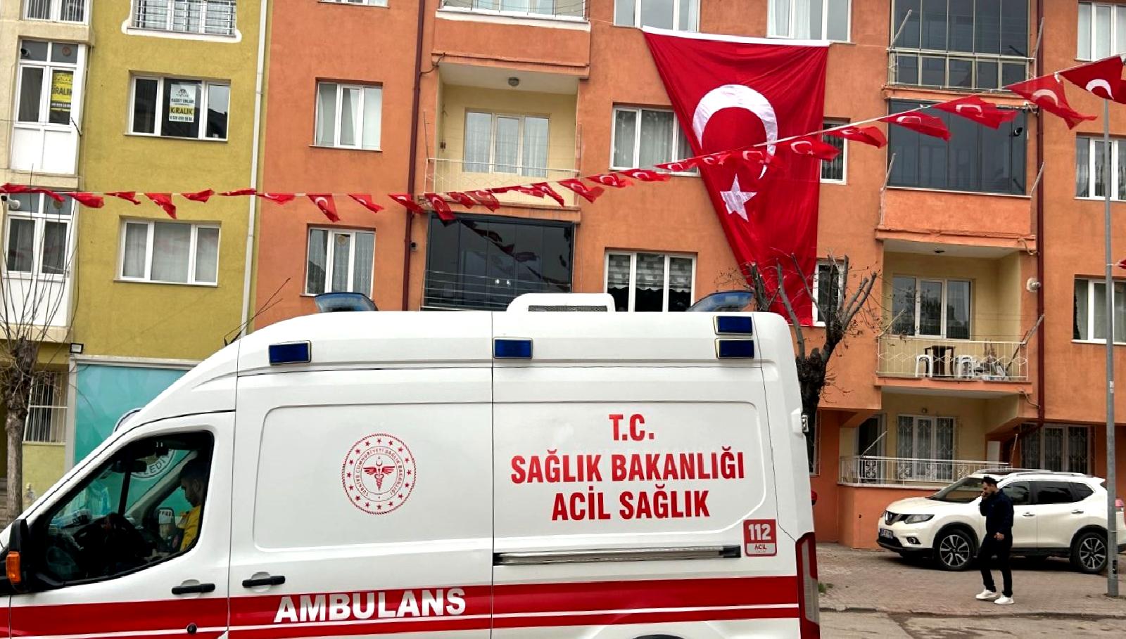 Türk Deniz Kuvvetleri'nin kahramanlarından Elektrik Astsubay Kıdemli Çavuş Nihat İrgi'nin