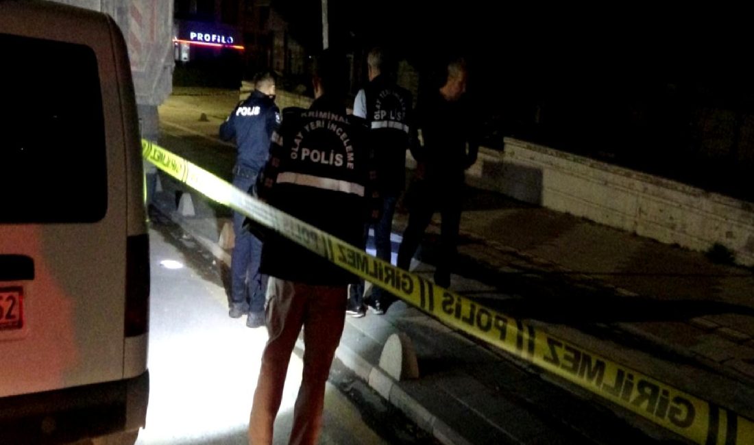 Yeşilyurt'ta meydana gelen bıçaklı kavga sonucu 5 kişi yaralandı. Olayın