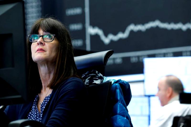 2022 Ay Piyasası sonrası S&P 500'ün performansını analiz edin ve