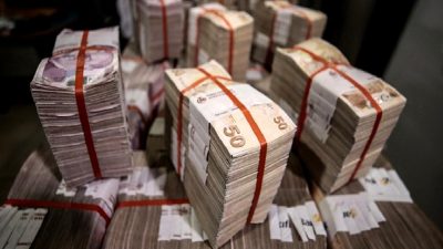 2024 finansal sektör verileri ve analizleri ile piyasa trendlerini keşfedin.