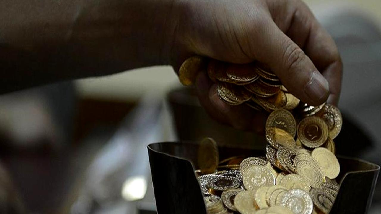 8 Nisan 2025'teki güncel altın fiyatlarını öğrenin. Yatırım kararlarınızı destekleyecek