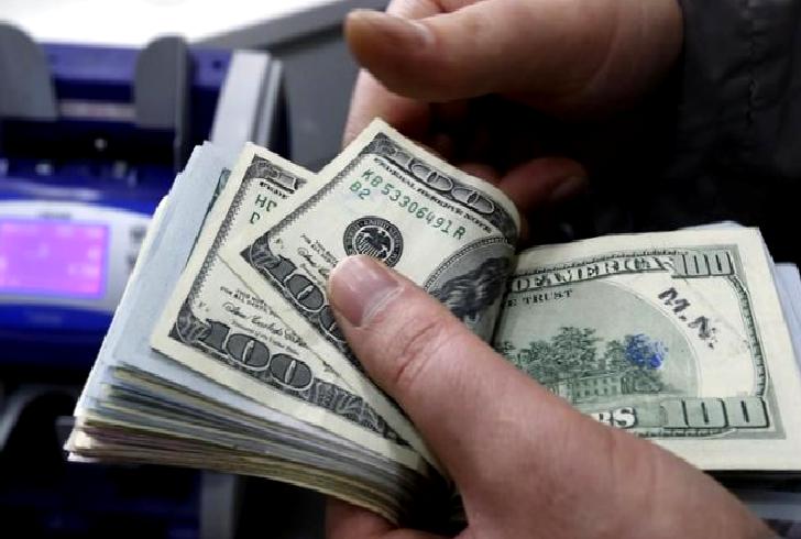 ABD Doları, resesyon endişeleri nedeniyle değer kaybediyor. Piyasalardaki dalgalanmaları ve