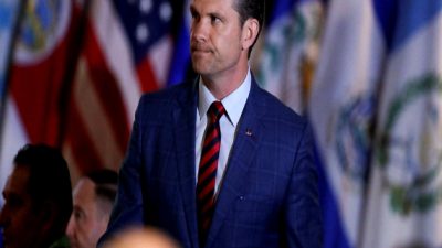 ABD Savunma Bakanı Pete Hegseth'in gizli bilgileri paylaşması ve artan