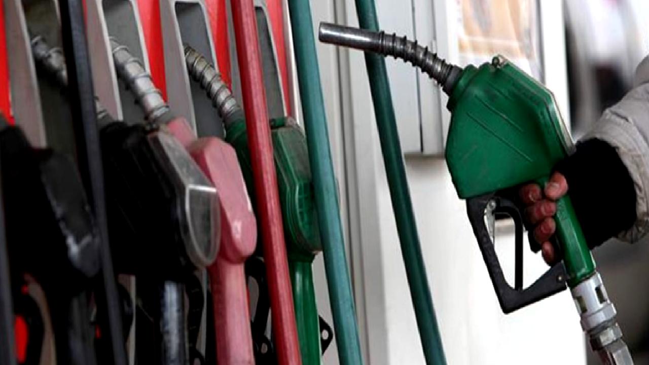 Akaryakıt fiyatlarındaki güncel durum ve son gelişmeleri öğrenin. Güncel fiyatlar