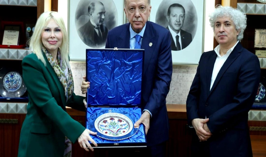 Akdeniz Üniversitesi Rektörü Prof. Dr. Özlenen Özkan, Cumhurbaşkanı Erdoğan ile