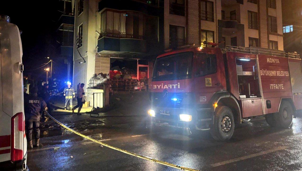 Akşehir'de meydana gelen market yangınında bir kişi hayatını kaybetti. Olayla
